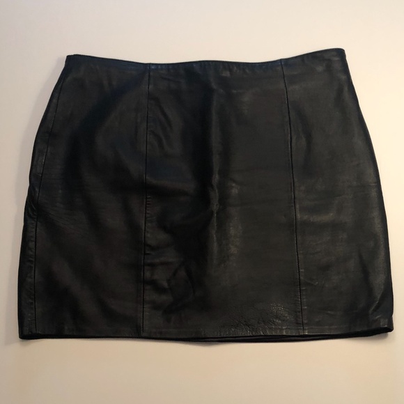Vintage 111 STATE Black Leather Short Skirt - Picture 1 of 12